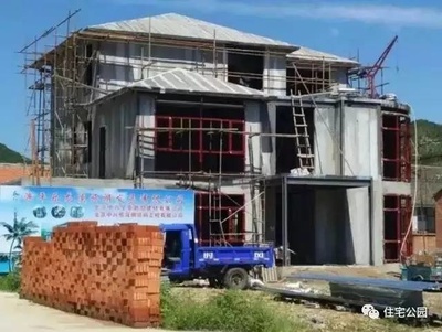 施工隊作品展丨當保溫墻板遇上鋼結(jié)構(gòu),裝配式作業(yè)就是這么強!